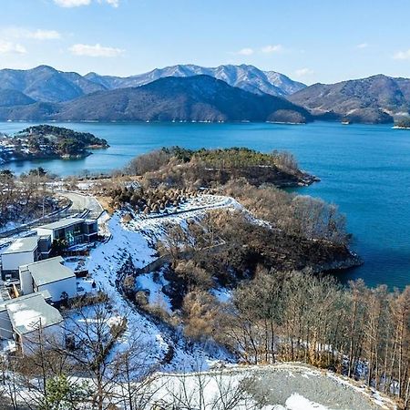 Jecheon The Shine Cheongpung Hotel ภายนอก รูปภาพ