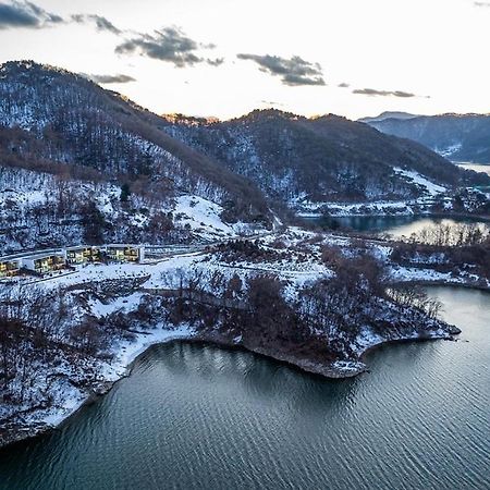 Jecheon The Shine Cheongpung Hotel ภายนอก รูปภาพ