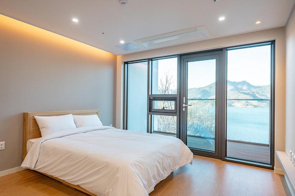Jecheon The Shine Cheongpung Hotel ห้อง รูปภาพ